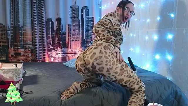 DashaHart online show from December 2025 07:53:02 PM