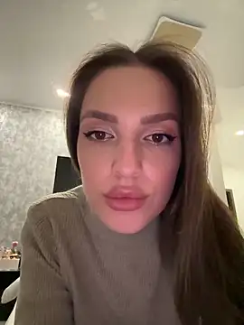 BellaHalles online show from February 2025 03:48:02 PM