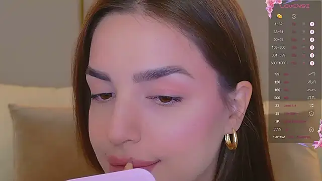 BellaHalles online show from November 2025 06:34:01 AM