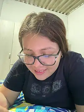 solecito 22 online show from December 2024 04:14:01 PM