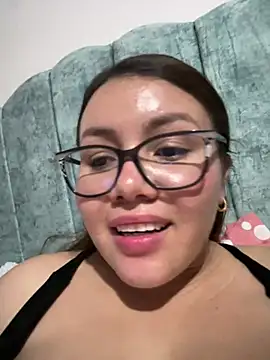 solecito 22 online show from February 2025 05:10:01 AM