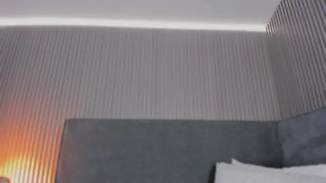 Snapshot of emelie_89 chatting on December 2025 12:03:02 PM emelie 89 online show from December 2025 12:03:02 PM