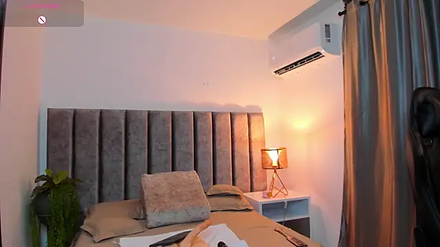 SamanthaSmithx online show from July 2026 12:26:02 AM