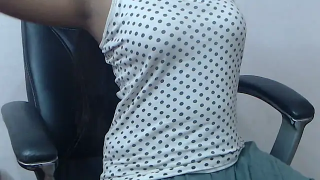 wildbabes online show from January 2025 03:39:01 PM