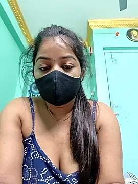 Monalisa Singh online show from February 2026 07:32:02 PM