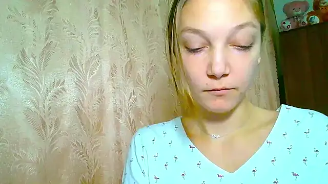 EmillyPlay online show from November 2025 08:58:02 AM