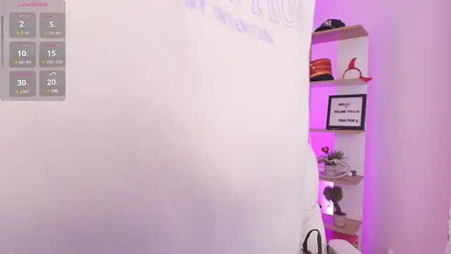 SALOOMEE   online show from February 2025 11:07:02 AM