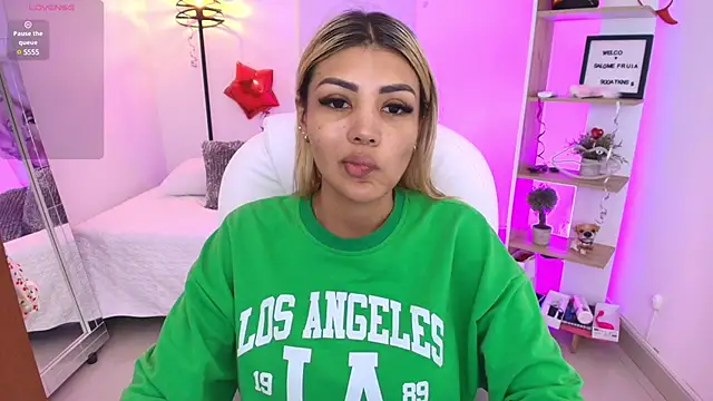 SALOOMEE   online show from February 2025 11:52:01 AM