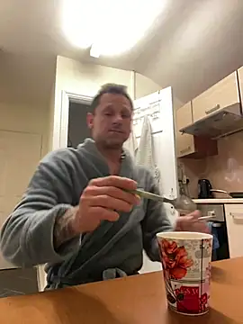 Yourhotboy 42 online show from March 2025 11:39:01 PM