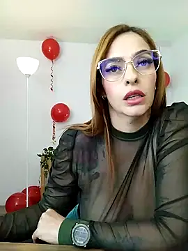Snapshot of Alessandra_Schmoll chatting on February 2025 03:28:02 PM Alessandra Schmoll online show from February 2025 03:28:02 PM