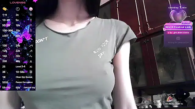 Snapshot of ElizaSwon chatting on June 2026 03:03:02 PM ElizaSwon online show from June 2026 03:03:02 PM