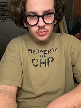 Snapshot of hardmecl chatting on February 2026 09:55:02 PM hardmecl online show from February 2026 09:55:02 PM