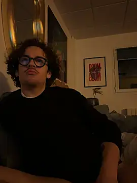 Snapshot of hardmecl chatting on March 2026 11:01:01 PM hardmecl online show from March 2026 11:01:01 PM