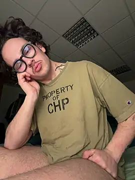 Snapshot of hardmecl chatting on April 2026 09:08:02 PM hardmecl online show from April 2026 09:08:02 PM