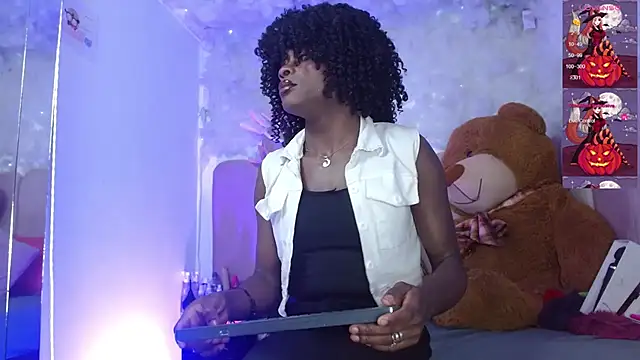 puca ebony online show from October 2025 05:09:02 PM