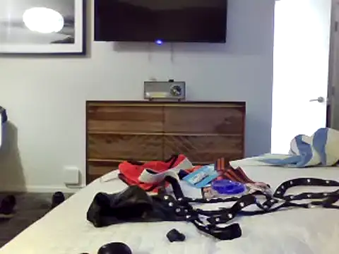 Snapshot of Iliketocooksquirt25 chatting on February 2025 09:27:02 PM Iliketocooksquirt25 online show from February 2025 09:27:02 PM