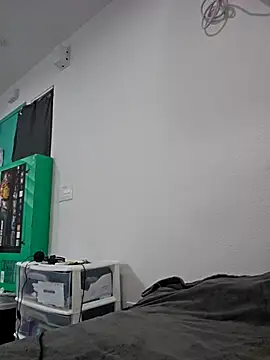 Snapshot of Iliketocooksquirt25 chatting on October 2025 06:54:01 AM Iliketocooksquirt25 online show from October 2025 06:54:01 AM