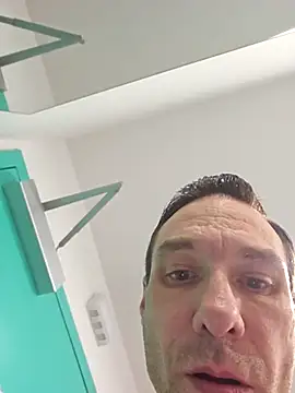 Snapshot of Iliketocooksquirt25 chatting on November 2025 10:33:02 PM Iliketocooksquirt25 online show from November 2025 10:33:02 PM