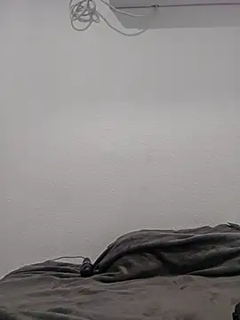 Iliketocooksquirt25 online show from February 2026 09:53:02 PM