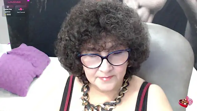 Snapshot of cataleya_mom chatting on March 2025 12:17:02 AM cataleya mom online show from March 2025 12:17:02 AM