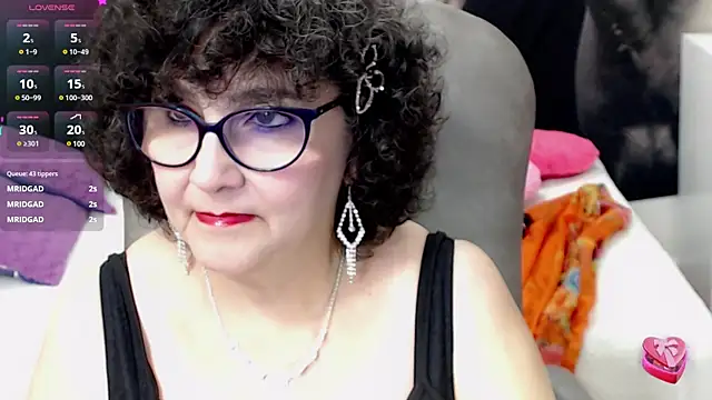 Snapshot of cataleya_mom chatting on March 2025 03:36:02 AM cataleya mom online show from March 2025 03:36:02 AM