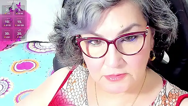 Snapshot of cataleya_mom chatting on September 2025 02:15:02 AM cataleya mom online show from September 2025 02:15:02 AM