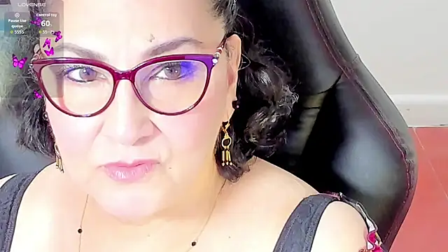 Snapshot of cataleya_mom chatting on September 2025 12:48:02 AM cataleya mom online show from September 2025 12:48:02 AM