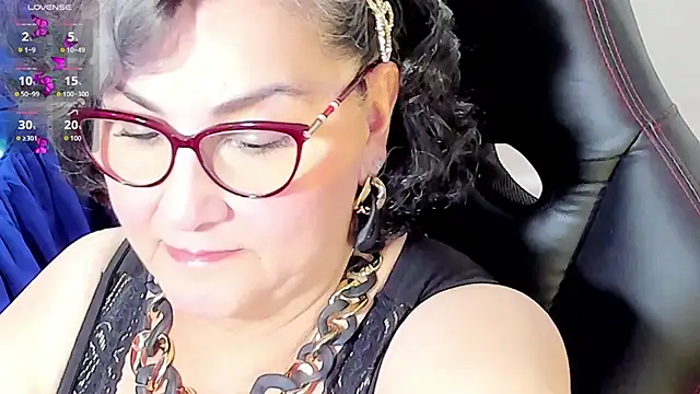 Snapshot of cataleya_mom chatting on October 2025 11:12:02 PM cataleya mom online show from October 2025 11:12:02 PM