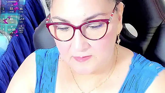 Snapshot of cataleya_mom chatting on October 2025 01:04:02 AM cataleya mom online show from October 2025 01:04:02 AM