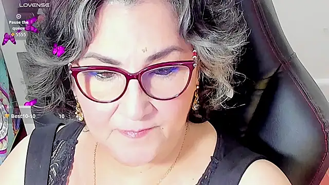 Snapshot of cataleya_mom chatting on October 2025 03:39:02 AM cataleya mom online show from October 2025 03:39:02 AM