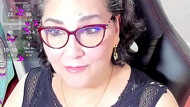 Snapshot of cataleya_mom chatting on October 2025 04:13:01 AM cataleya mom online show from October 2025 04:13:01 AM