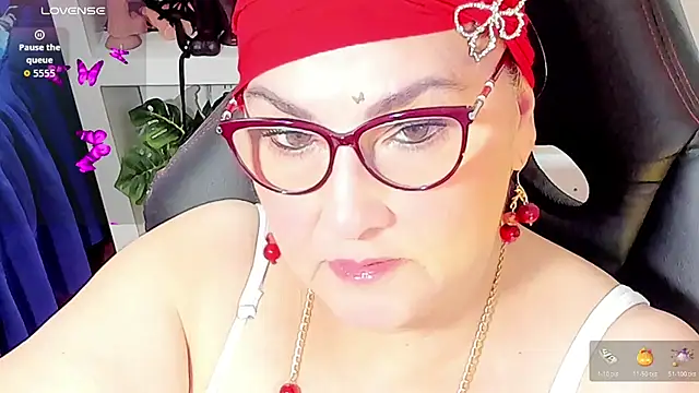 Snapshot of cataleya_mom chatting on October 2025 03:10:02 AM cataleya mom online show from October 2025 03:10:02 AM