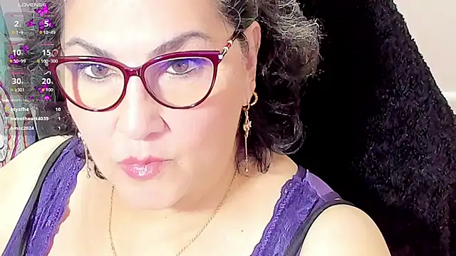 Snapshot of cataleya_mom chatting on November 2025 03:17:01 AM cataleya mom online show from November 2025 03:17:01 AM