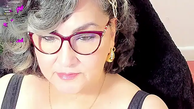 Snapshot of cataleya_mom chatting on November 2025 06:24:02 AM cataleya mom online show from November 2025 06:24:02 AM