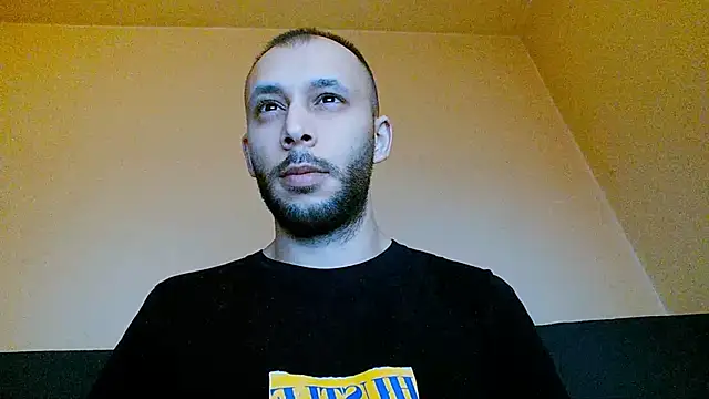 henryaxe online show from February 2025 11:09:01 PM