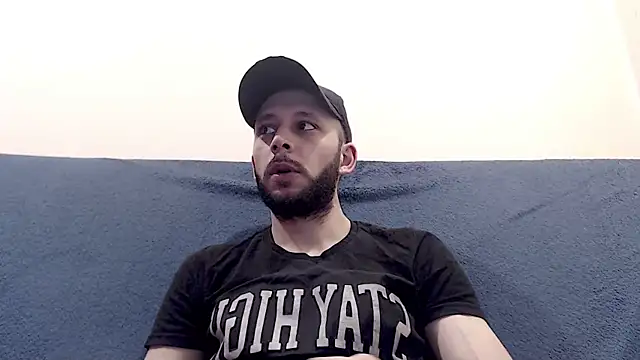 henryaxe online show from March 2025 06:00:01 PM