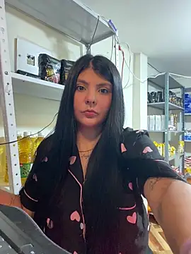 bella isabela online show from April 2026 12:07:01 PM