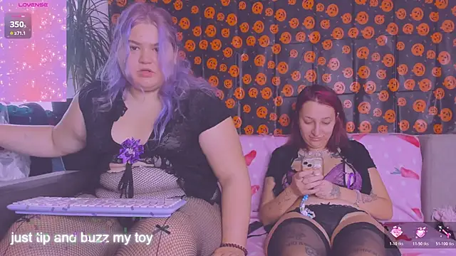 Snapshot of Freakcute_ chatting on October 2025 02:27:02 PM Freakcute online show from October 2025 02:27:02 PM