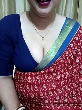 Snapshot of Priya_Boudi chatting on December 2024 05:47:02 PM Priya Boudi online show from December 2024 05:47:02 PM