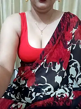 Snapshot of Priya_Boudi chatting on December 2024 05:02:01 PM Priya Boudi online show from December 2024 05:02:01 PM