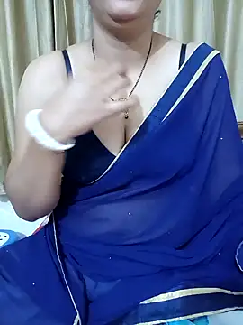 Snapshot of Priya_Boudi chatting on January 2025 07:55:01 PM Priya Boudi online show from January 2025 07:55:01 PM