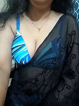 Snapshot of Priya_Boudi chatting on September 2025 06:11:02 PM Priya Boudi online show from September 2025 06:11:02 PM