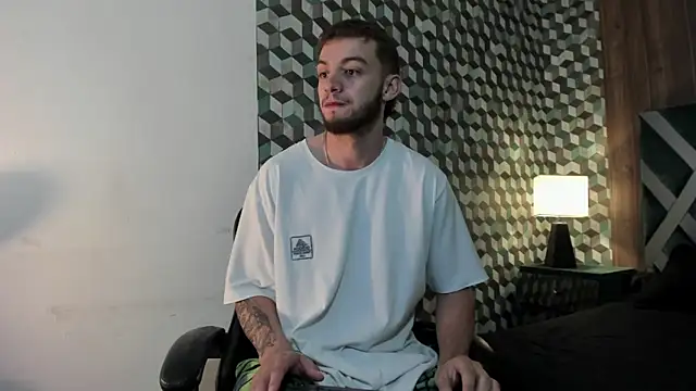 Michael magno online show from February 2025 10:47:02 AM