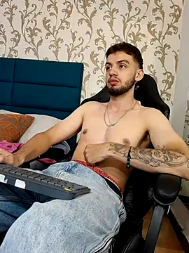 Michael magno online show from March 2026 03:45:02 AM