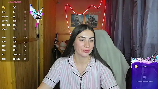 Snapshot of Fiery_Brunette_ chatting on February 2025 05:38:01 AM Fiery Brunette  online show from February 2025 05:38:01 AM