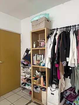 Snapshot of Sexyedith09 chatting on April 2026 05:17:01 PM Sexyedith09 online show from April 2026 05:17:01 PM