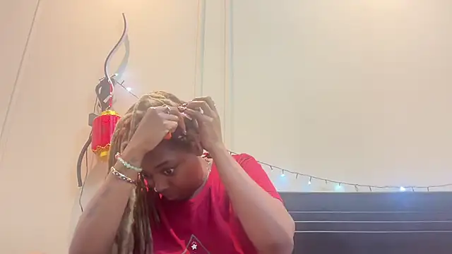 ChocolateCakeQueen online show from February 2025 01:24:01 AM