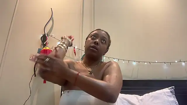 ChocolateCakeQueen online show from March 2025 02:52:01 AM