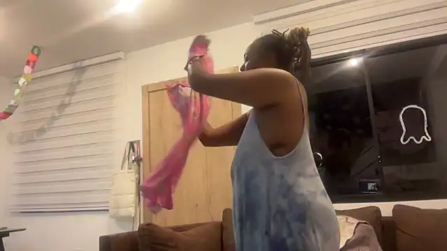 ChocolateCakeQueen online show from October 2025 12:08:02 AM