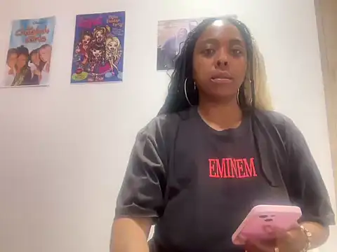 Snapshot of ChocolateCakeQueen chatting on July 2026 01:52:01 AM ChocolateCakeQueen online show from July 2026 01:52:01 AM